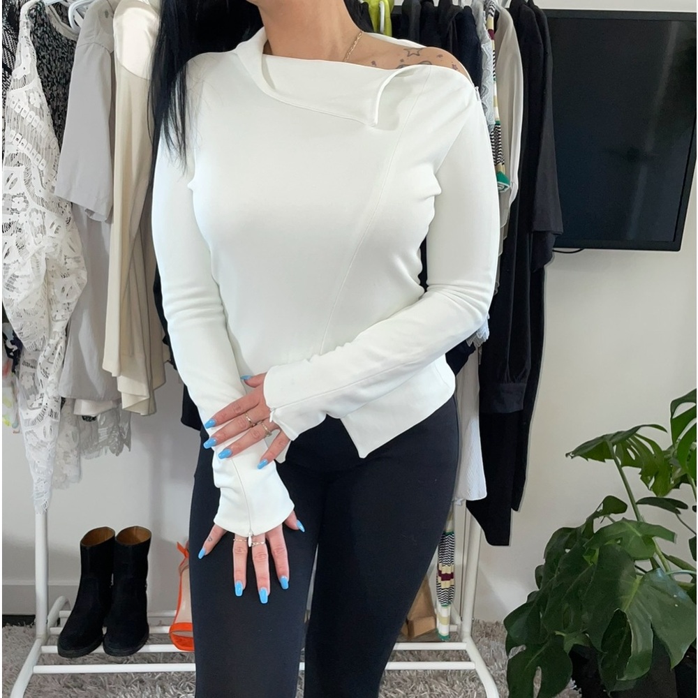Giorgio Armani Long Sleeve Structured Mint Long Sleeve Sz 10 US